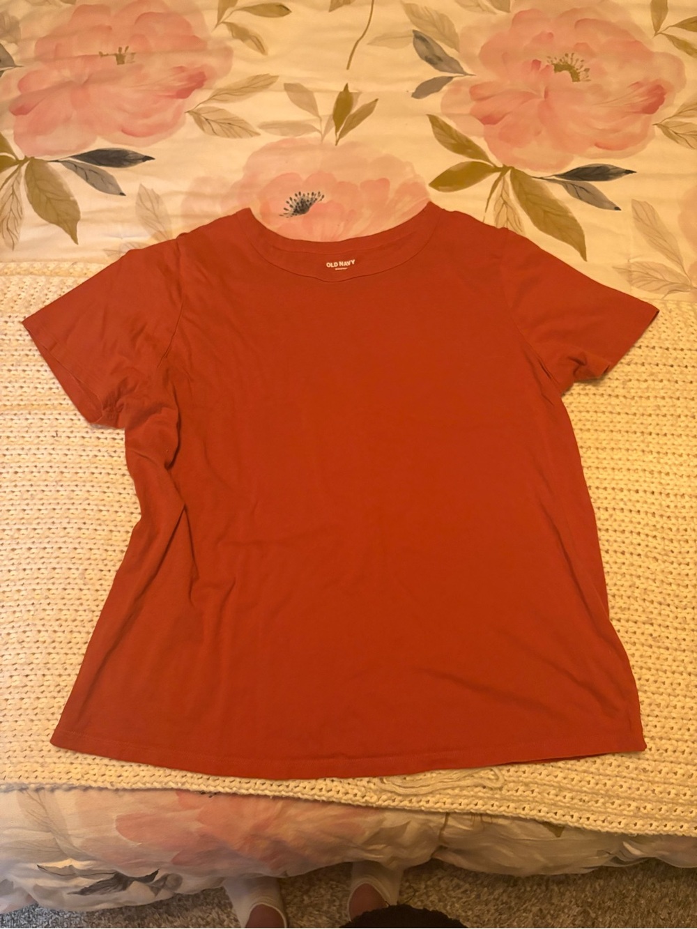 Old Navy Women's Rust Short Sleeve Crewneck Tee